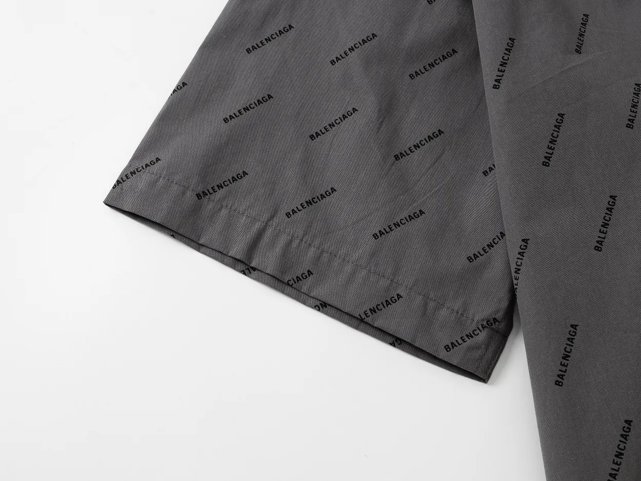 Balenciaga logo 。 Quality ， 。 ， ， ， 。 ：Black White Gray Sizes： S M L